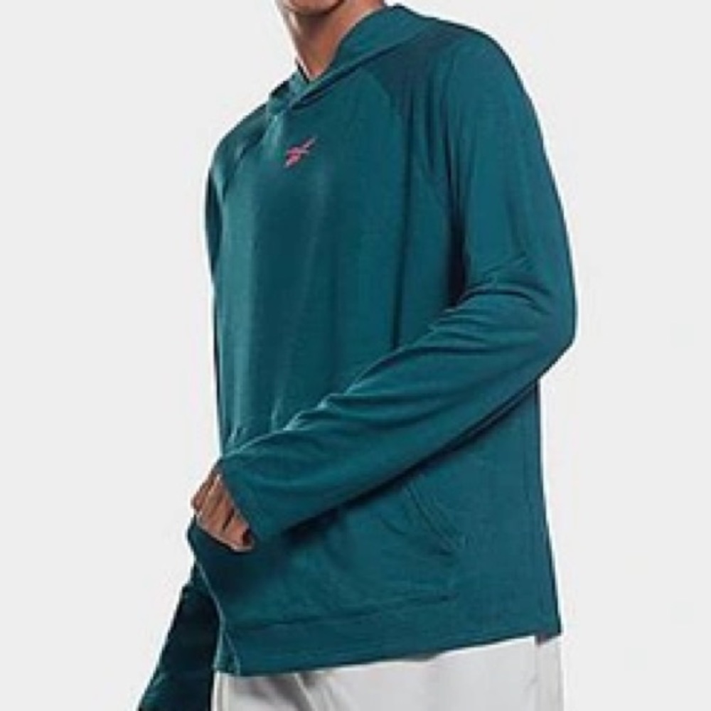 Reebok Brand new Men's Workout Ready Performance PulloverHoodie Midnight Pine💖
